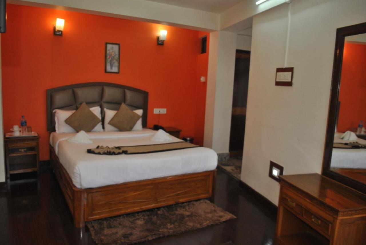 Goroomgo Kasturi Palace Darjeeling Дарджилинг Екстериор снимка