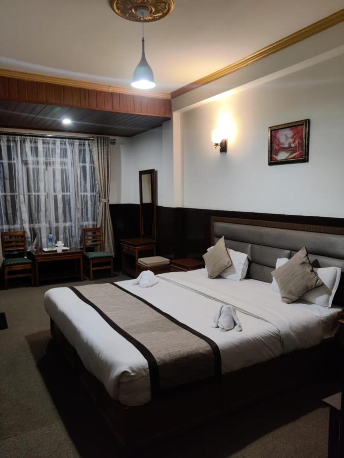 Goroomgo Kasturi Palace Darjeeling Дарджилинг Екстериор снимка