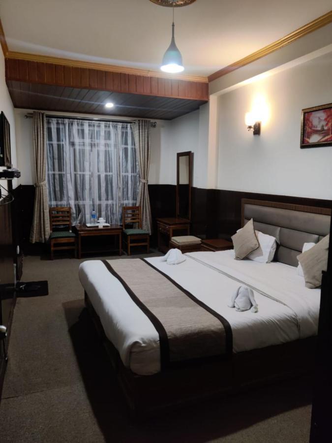 Goroomgo Kasturi Palace Darjeeling Дарджилинг Екстериор снимка
