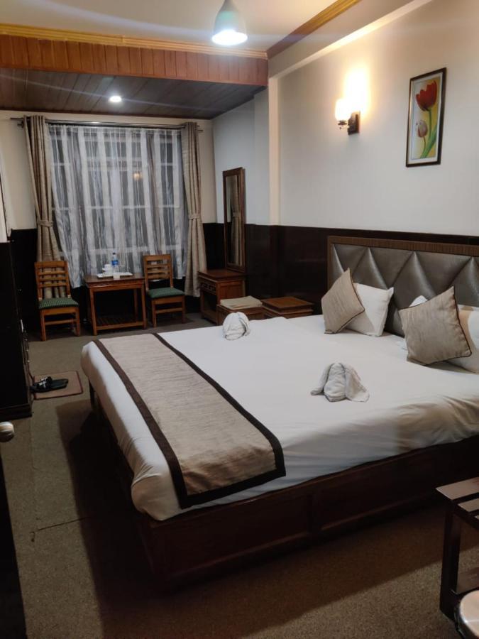 Goroomgo Kasturi Palace Darjeeling Дарджилинг Екстериор снимка