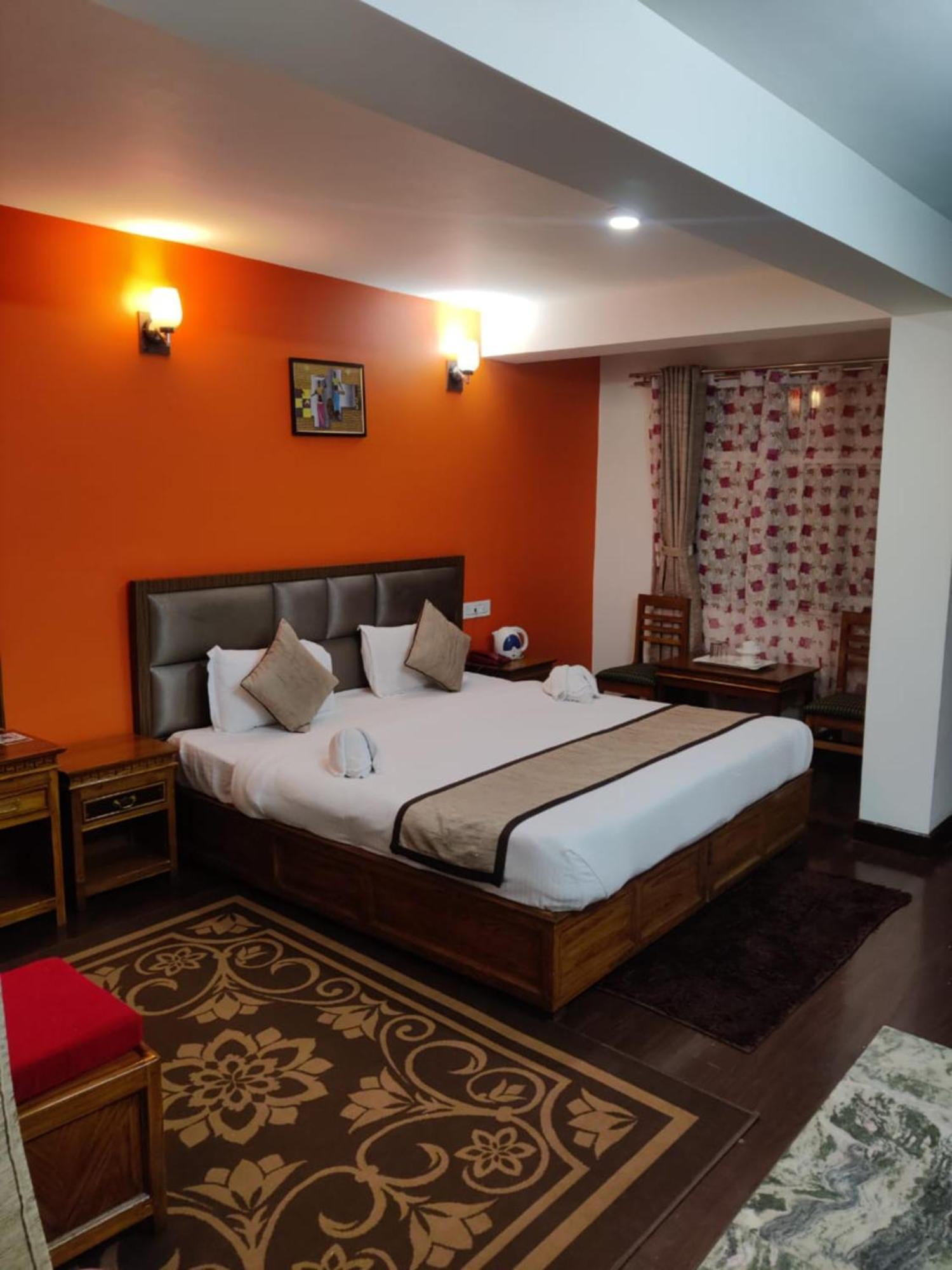 Goroomgo Kasturi Palace Darjeeling Дарджилинг Екстериор снимка
